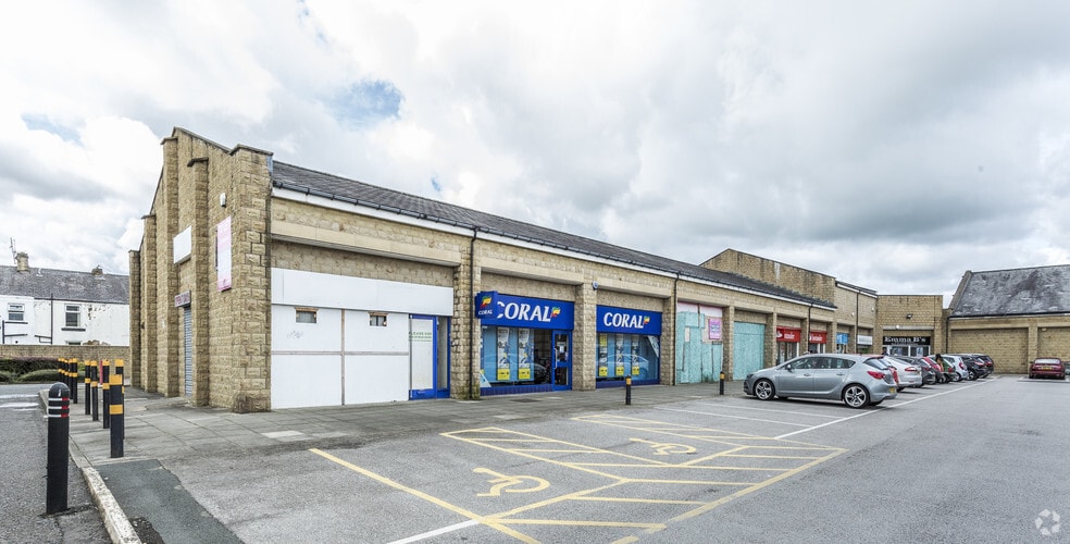 Briercliffe Rd, Burnley for lease - Primary Photo - Image 1 of 10