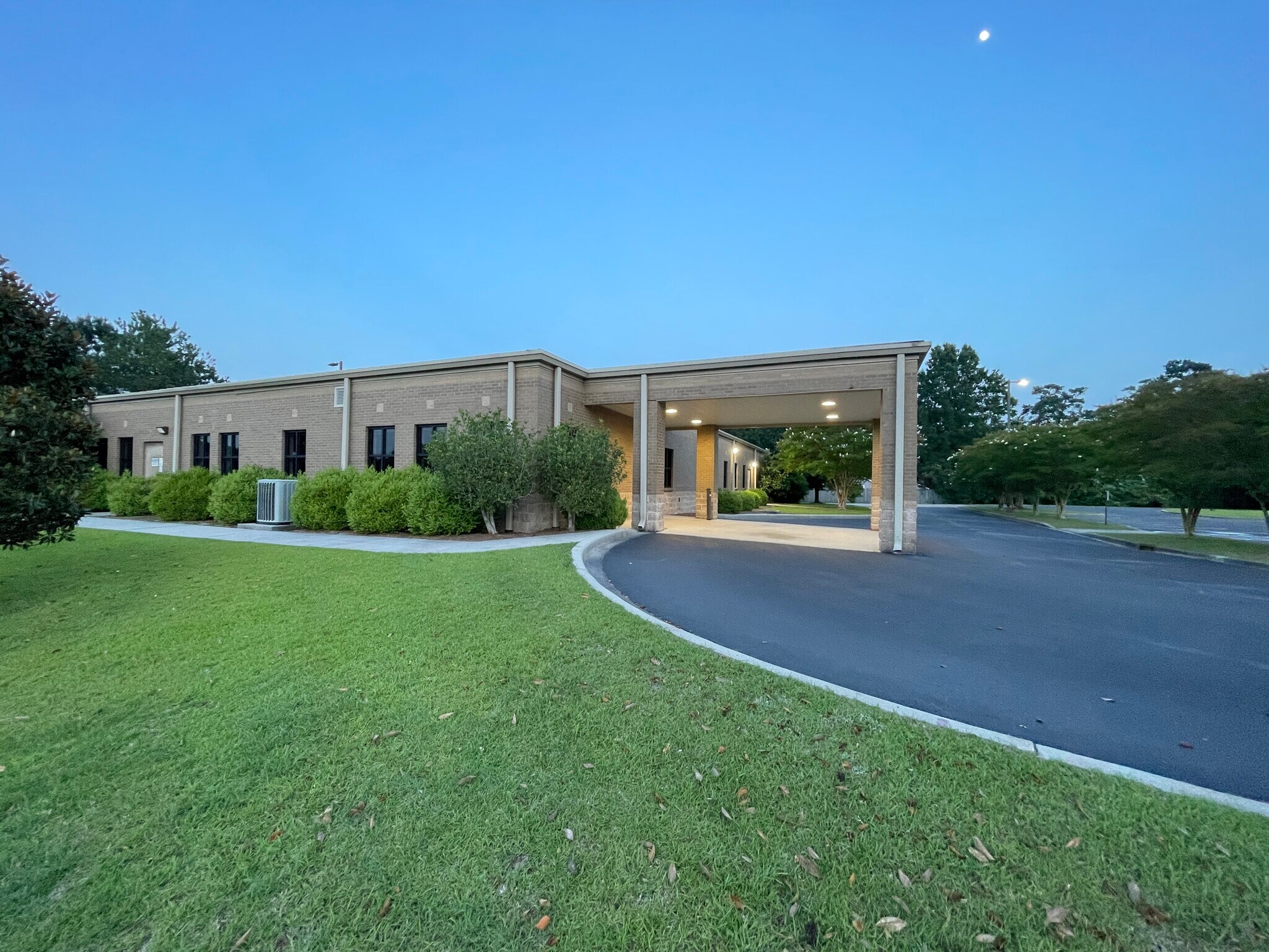 1308 S 4th St, Hartsville, SC for sale Building Photo- Image 1 of 43