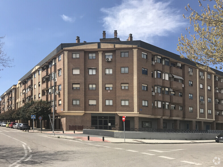 Calle Chile, 15, Leganés, Madrid for sale - Building Photo - Image 2 of 2