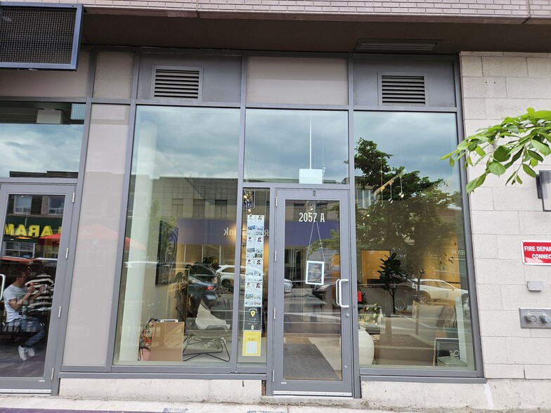 2053-2057 Danforth Ave, Toronto, ON for lease - Building Photo - Image 3 of 26