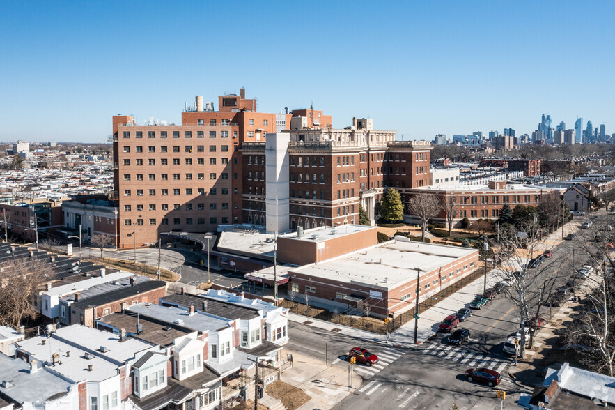 5301 Cedar Ave, Philadelphia, PA for lease - Primary Photo - Image 1 of 6