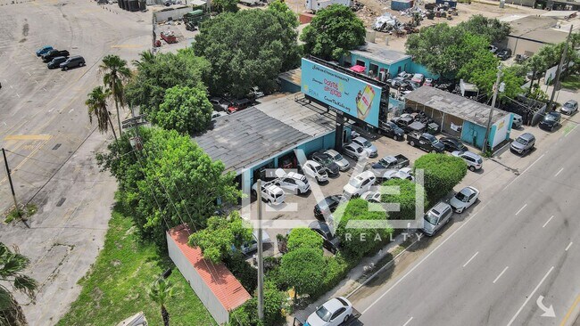 More details for 1125 NW 31st Ave, Fort Lauderdale, FL - Retail for Sale