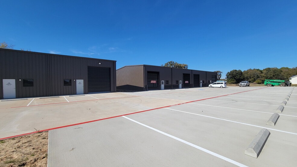 5988 TX 34, Quinlan, TX à louer - Photo du bâtiment - Image 2 de 7