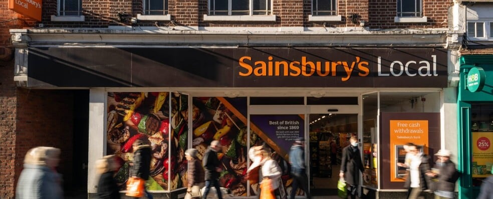 9-13 Bell St, Henley On Thames for sale - Building Photo - Image 2 of 3