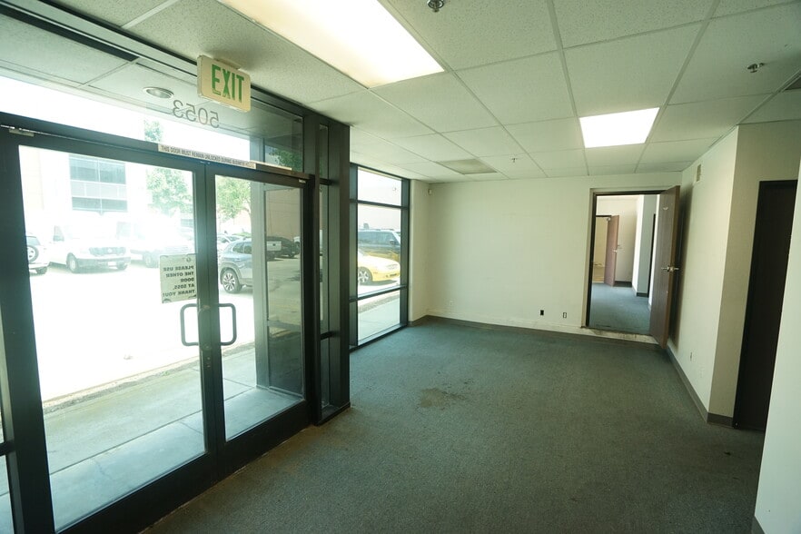 5055 Walnut Grove Ave, San Gabriel, CA for lease - Interior Photo - Image 2 of 12