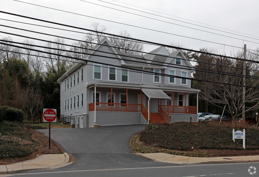 9320 Old Georgetown Rd, Bethesda, MD à vendre - Photo principale - Image 1 de 1