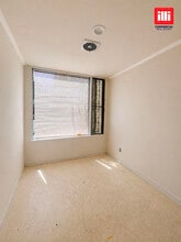 5301-5307 Comercio Ln, Woodland Hills, CA à louer Photo intérieure- Image 1 de 5