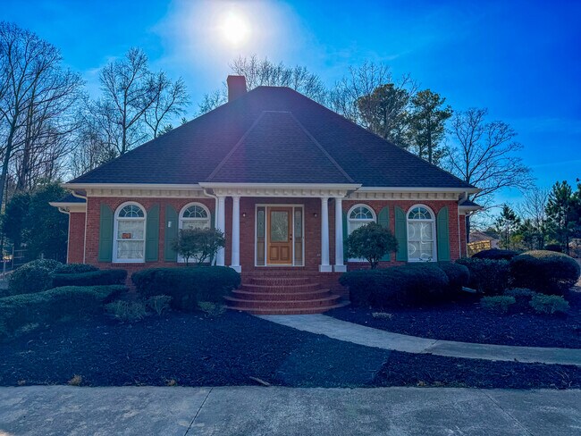 Plus de détails pour 2100 Gravel Springs Rd, Buford, GA - Bureau à louer