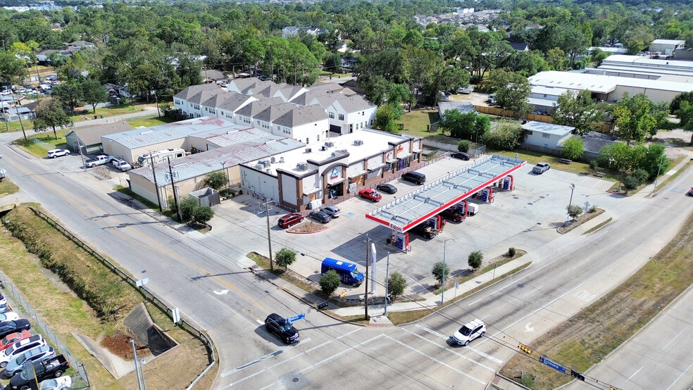 2340 Blalock Rd, Houston, TX à louer - Photo du bâtiment - Image 2 de 20