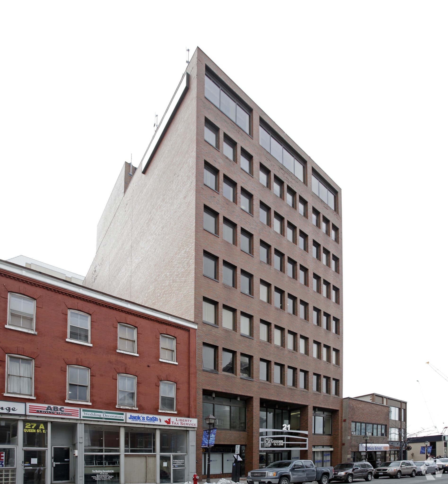 21 Queen St E, Brampton, ON à vendre Photo du bâtiment- Image 1 de 23