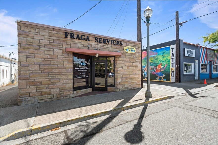 11 S Cascade St, Kennewick, WA à vendre - Photo du bâtiment - Image 3 de 43