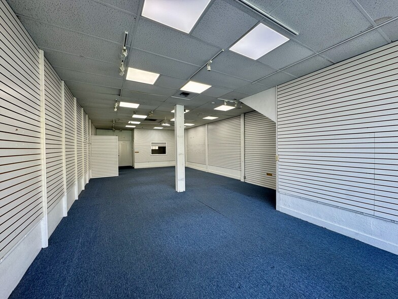 8237-8239 La Mesa Blvd, La Mesa, CA for lease - Building Photo - Image 3 of 5