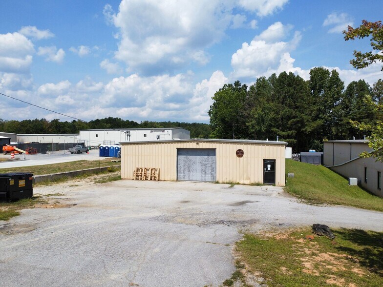 1129 Industrial Blvd N, Dallas, GA à vendre - Photo du bâtiment - Image 2 de 9