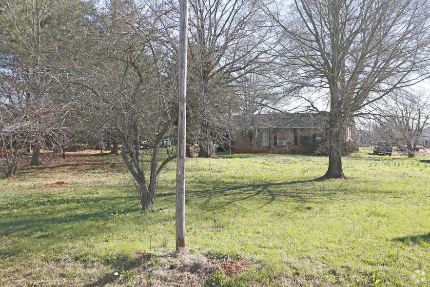 5772 Startown Rd, Maiden, NC for sale - Primary Photo - Image 1 of 3