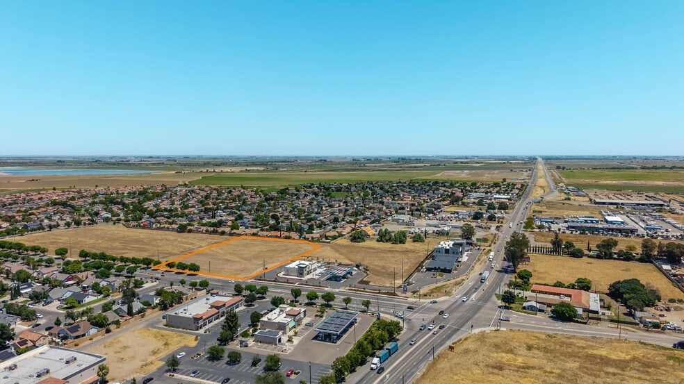 Ward Rd & E Pacheco Blvd, Los Banos, CA for sale - Building Photo - Image 2 of 15