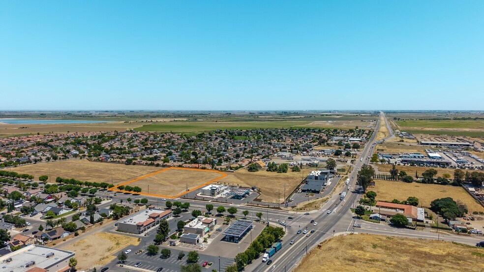 Ward Rd & E Pacheco Blvd, Los Banos, CA à vendre - Photo du bâtiment - Image 2 de 15