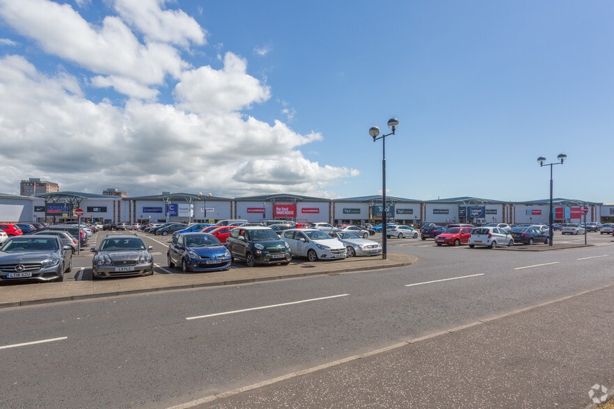 Riverway, Irvine for lease - Building Photo - Image 2 of 5