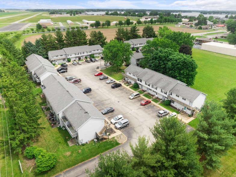 652 Northgate Cir, Rochester, IN for sale - Aerial - Image 1 of 30