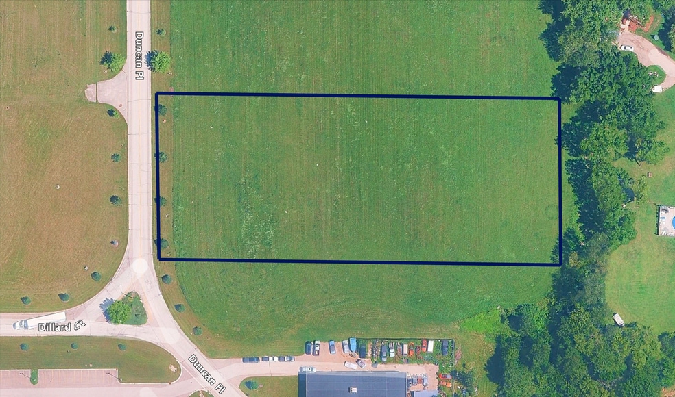 Lot 12 Duncan Place, Woodstock, IL for sale - Primary Photo - Image 2 of 3