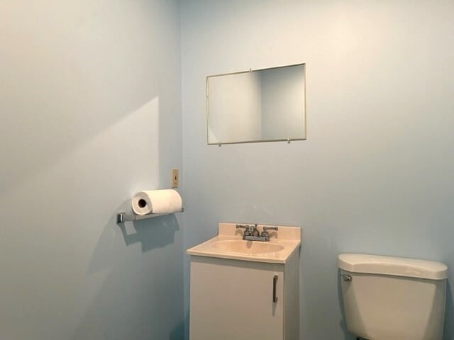 1215 Reservoir Ave, Cranston, RI à louer - Photo du bâtiment - Image 3 de 14