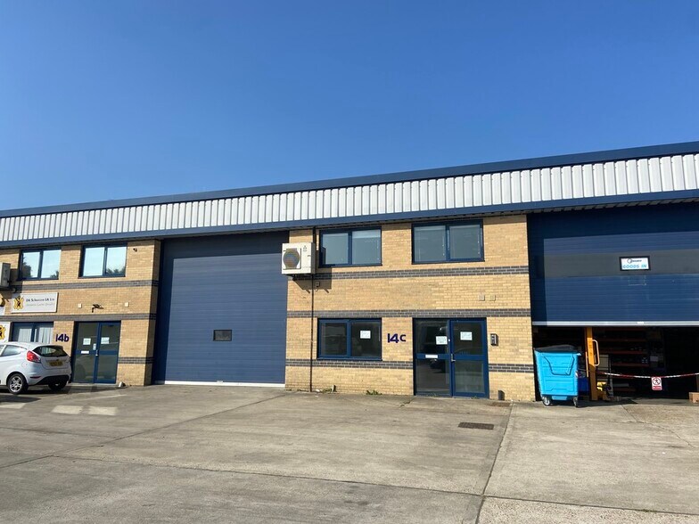 18 Middleborough, Colchester à louer - Photo du bâtiment - Image 3 de 4