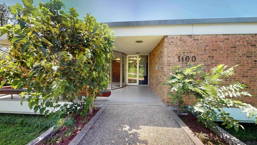 3100 Red River St, Austin, TX for lease - Building Photo - Image 3 of 8