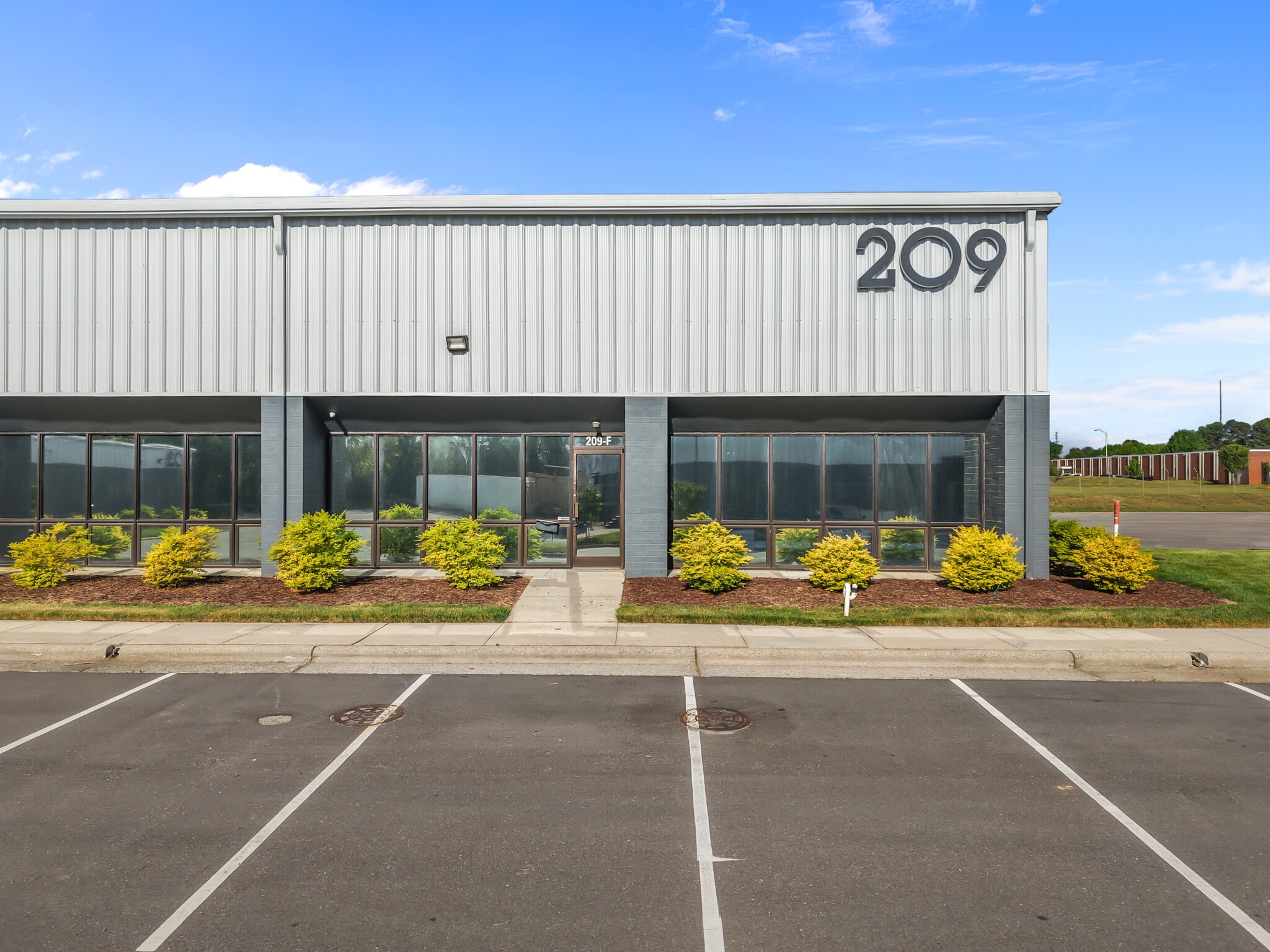 101 Creek Ridge Rd, Greensboro, NC for lease Building Photo- Image 1 of 2