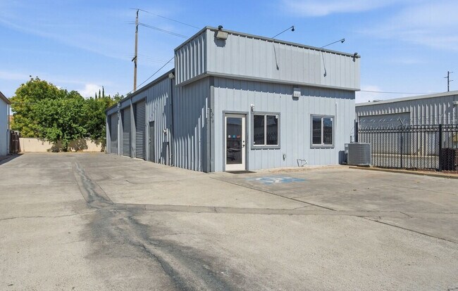 Plus de détails pour 1649 Carnegie St, Turlock, CA - Industriel à louer