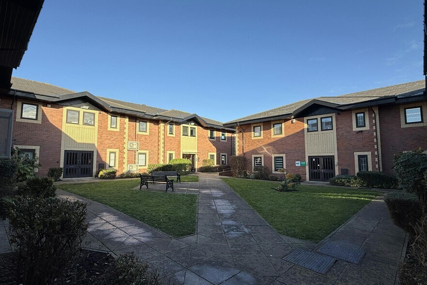 York Rd, Leeds à louer - Photo du bâtiment - Image 2 de 7