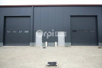 Plus de détails pour Local d'activités à louer