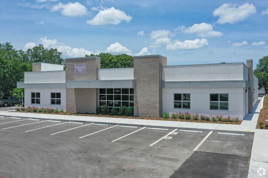 3220 N McMullen Booth Rd, Clearwater, FL for sale - Building Photo - Image 2 of 10