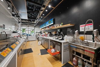 2085 NW 2nd Ave, Miami, FL for lease Interior Photo- Image 2 of 12