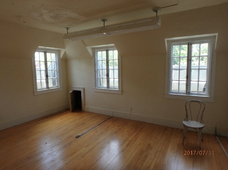 925 Main St, West Point, VA à louer - Photo intérieure - Image 3 de 5