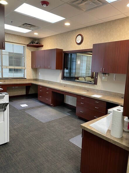 1170-1254 Walton Blvd, Rochester Hills, MI à louer - Photo intérieure - Image 3 de 23