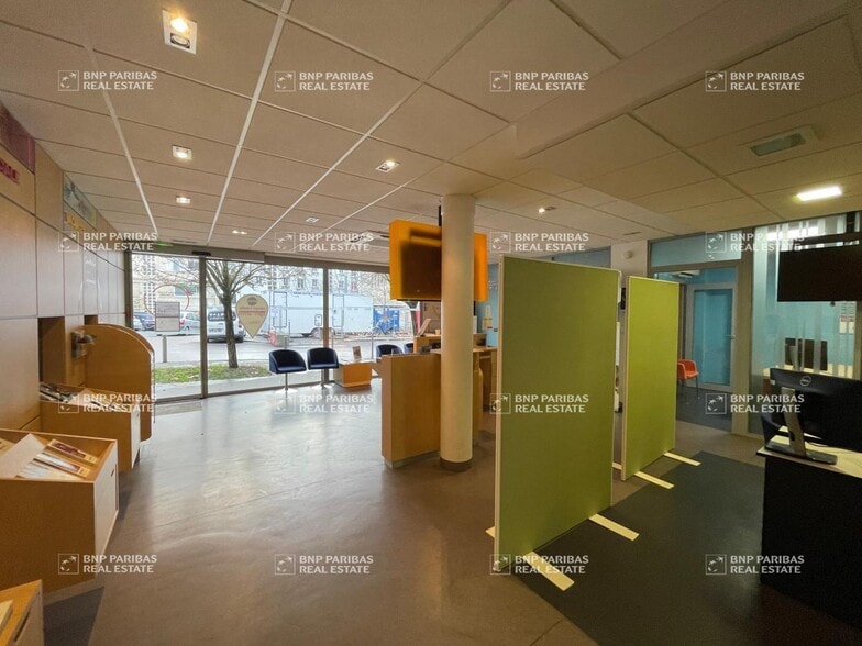 10-14 Place De La Haute Vieille Tour, Rouen for lease - Interior Photo - Image 3 of 18