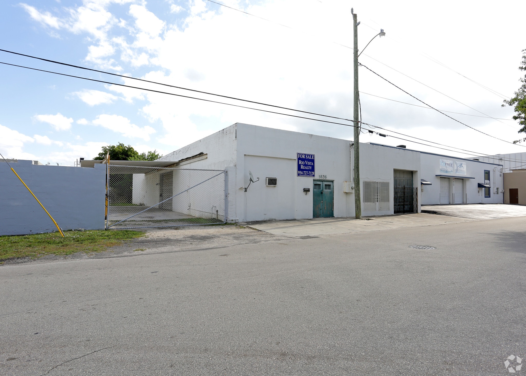 1636 NE 12th Ter, Fort Lauderdale, FL for lease Primary Photo- Image 1 of 6