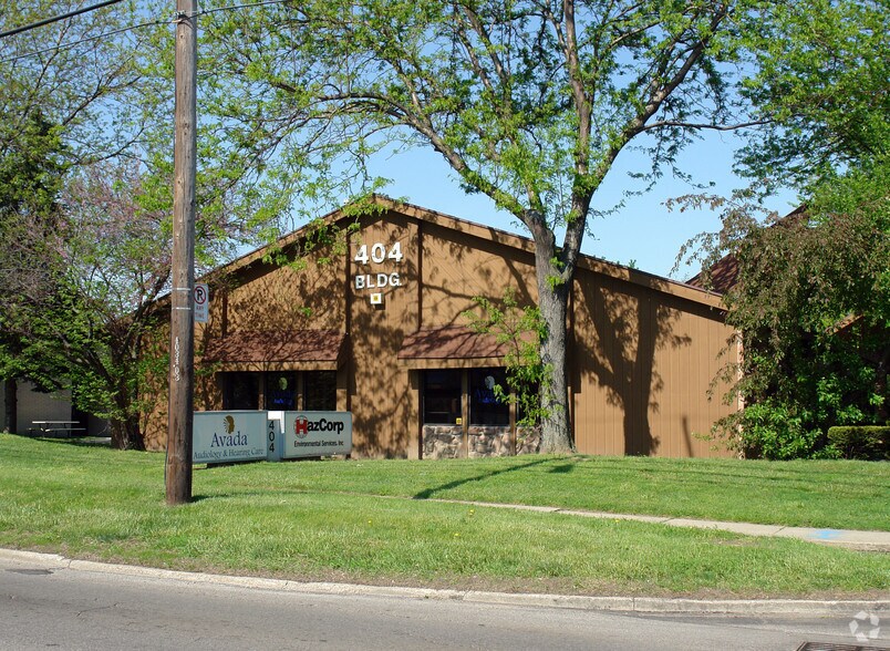 404 S Reynolds Rd, Toledo, OH à louer - Photo du bâtiment - Image 2 de 6