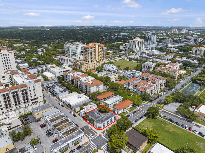 101 Madeira Ave, Coral Gables, FL for sale - Building Photo - Image 2 of 16