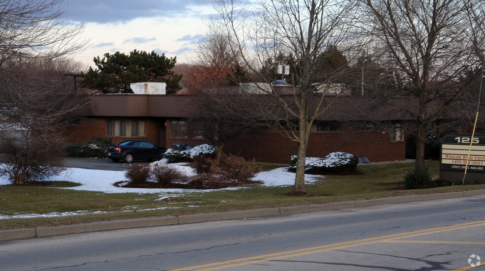 125 Newton Sparta Rd, Newton, NJ for lease - Primary Photo - Image 1 of 24