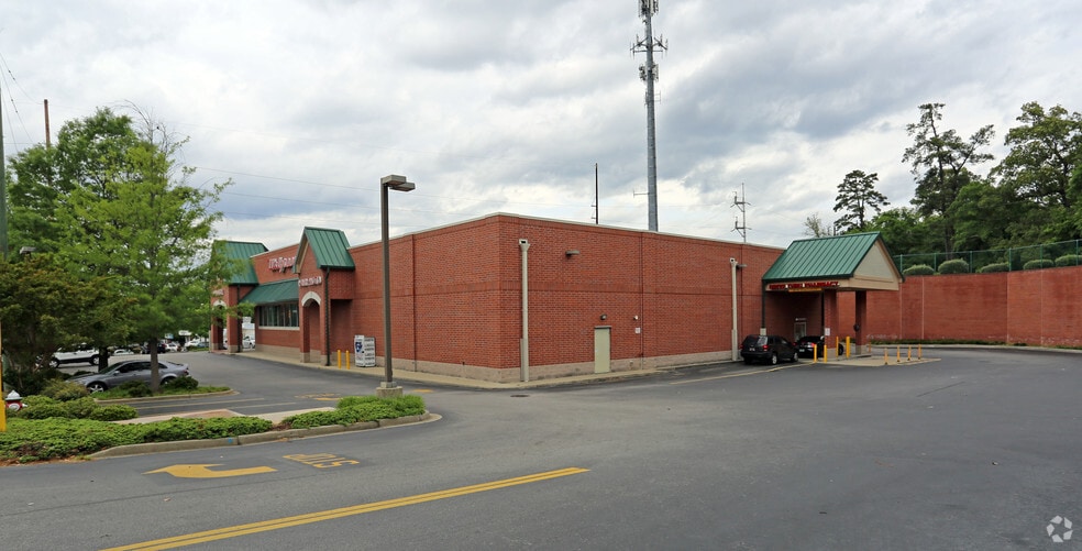 3501 Forest Dr, Columbia, SC for sale - Building Photo - Image 3 of 6