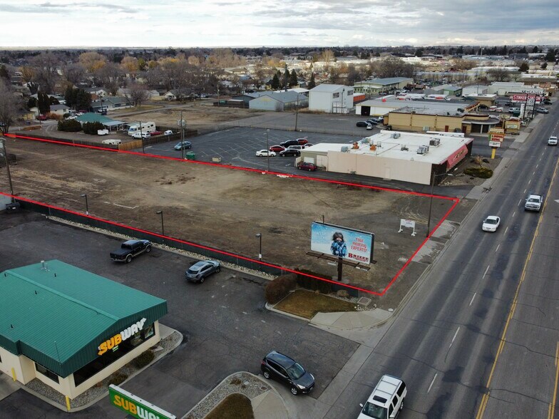 1701 Kimberly Rd, Twin Falls, ID à vendre - Photo du bâtiment - Image 2 de 6