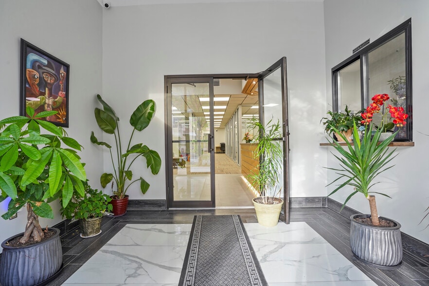 283 N Broad St, Elizabeth, NJ for lease - Building Photo - Image 3 of 48