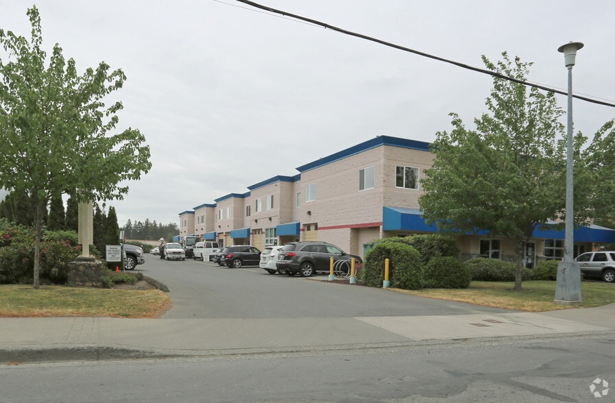 937 Dunford Ave, Langford, BC for lease - Building Photo - Image 2 of 5