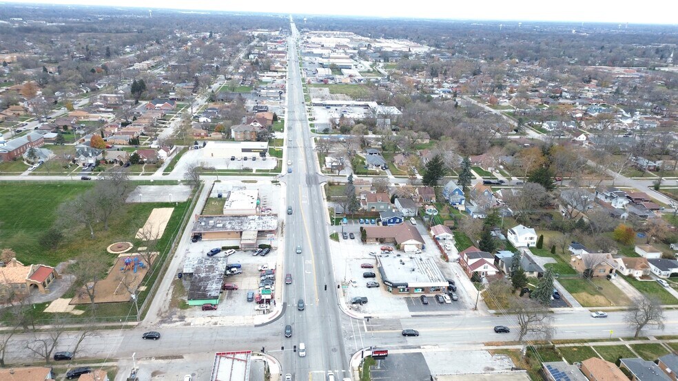 348 W 14th St, Chicago Heights, IL à vendre - Photo du bâtiment - Image 2 de 5