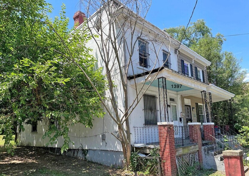 1397 Morris Rd SE, Washington, DC à vendre - Photo du bâtiment - Image 2 de 3