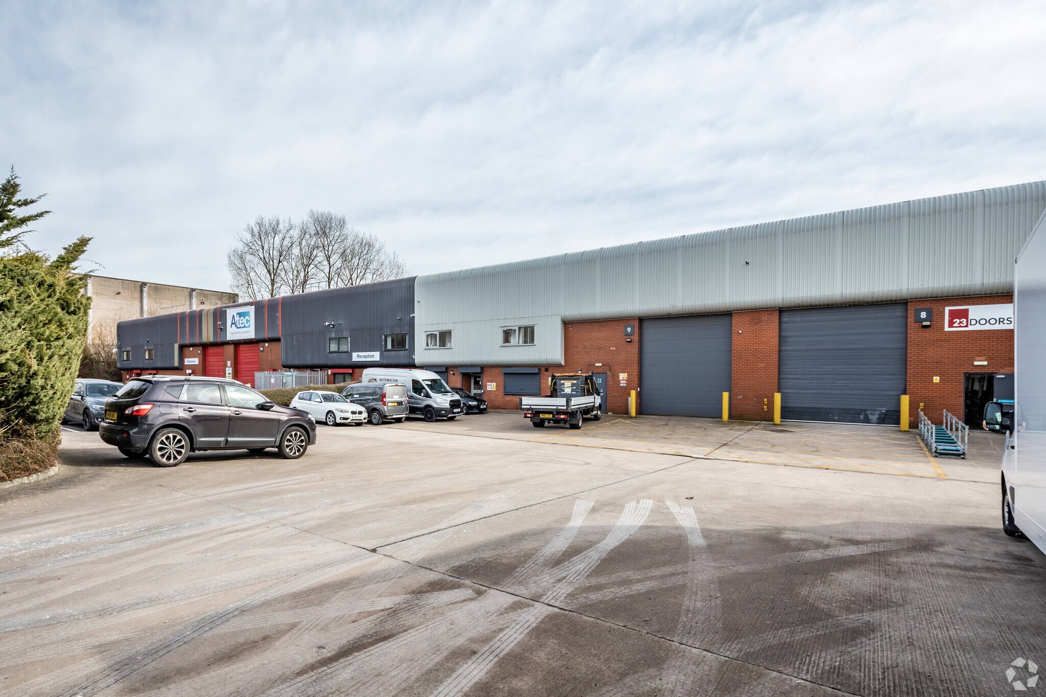 Shield Dr, Manchester for lease Primary Photo- Image 1 of 5