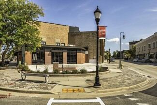 Plus de détails pour 344 W Broadway, Waukesha, WI - Bureau à louer