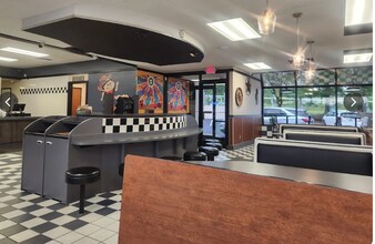 1111 US-62, Harrison, AR for lease Interior Photo- Image 2 of 2