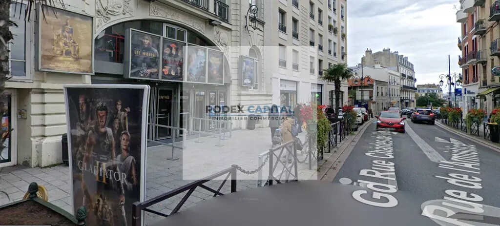 Retail in Nogent-sur-Marne for lease Building Photo- Image 1 of 4