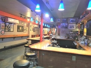 306 E 49th St, New York, NY for lease Interior Photo- Image 2 of 23
